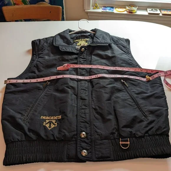Men's Vintage 1980s / 1990s Descente Ski Vest